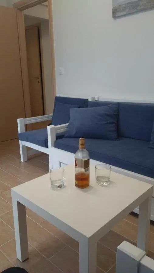 Wolf Pefkochori Apartment