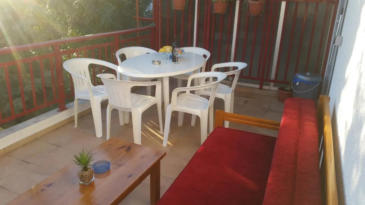Wolf Pefkochori Apartment