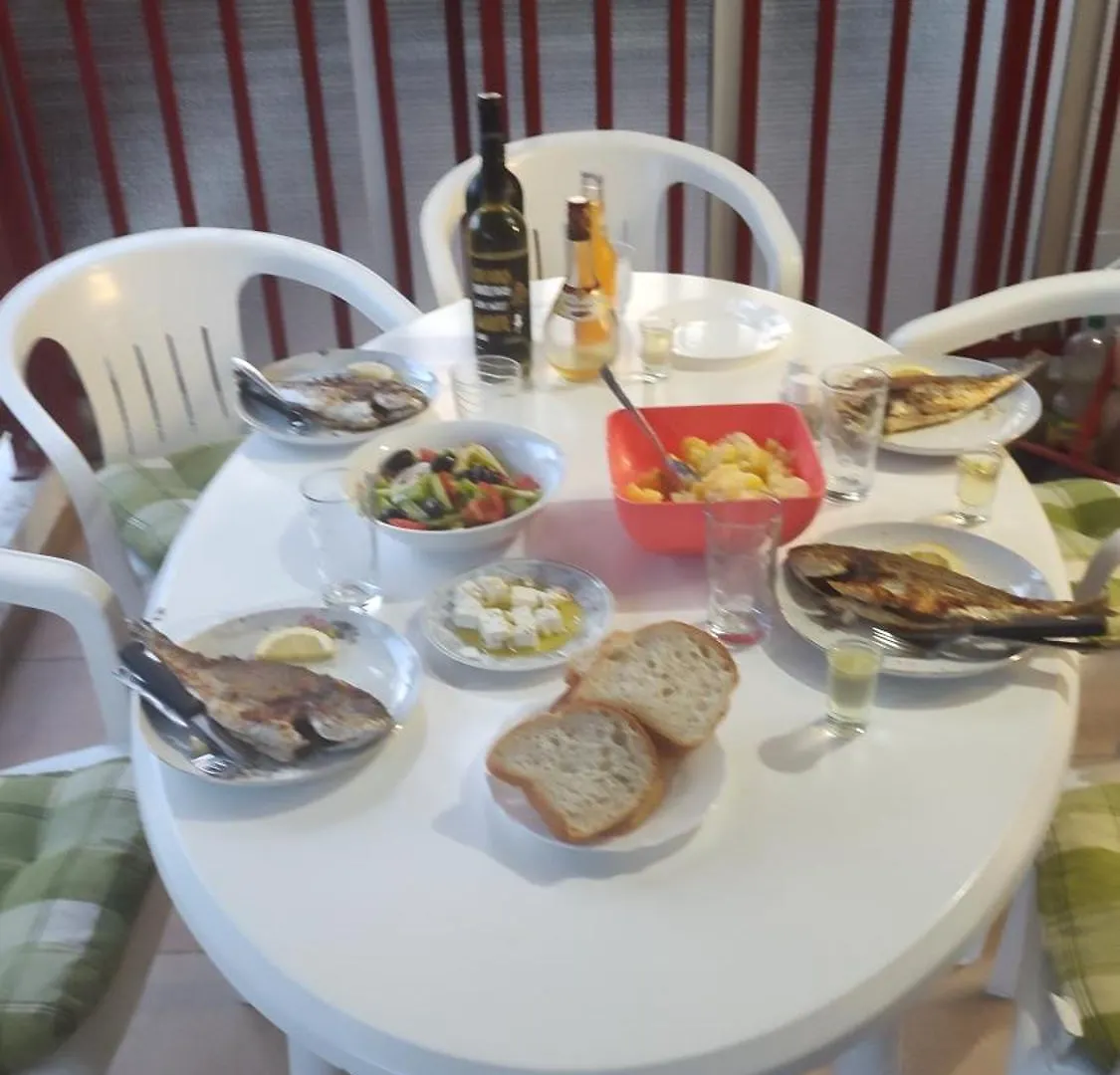 Wolf Pefkochori Apartment